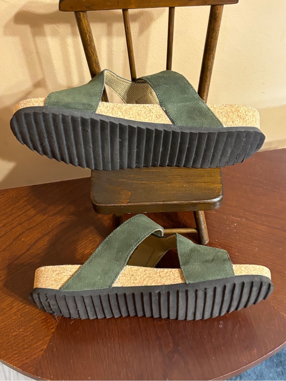 Muk Luks Olive Green Suede Buckle Slide Sandals Super Cute - Picture 6 of 6